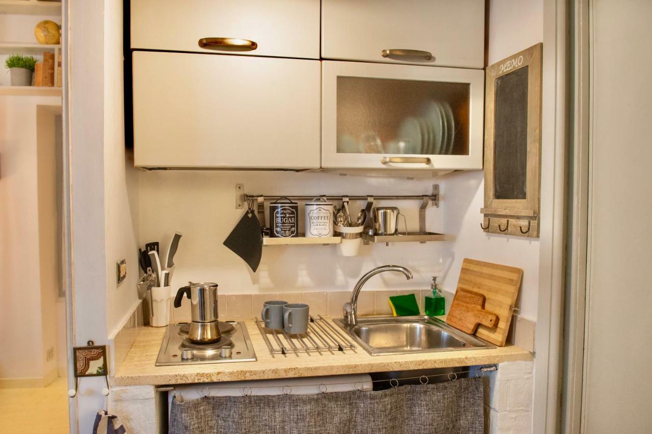 Boutique Apartment Roma In Trastevere Bagian luar foto